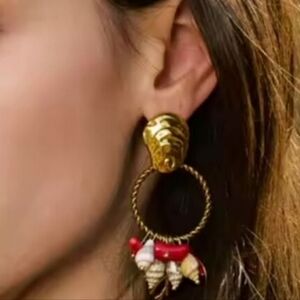 Gold Red Coral Conch Shell Dangle Earrings | NWOT